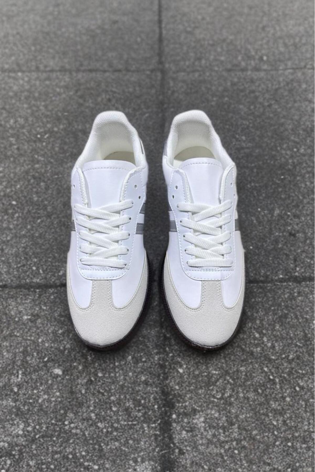 حذاء رياضي للجنسين على طراز سامبا | أحذية رياضية ك...