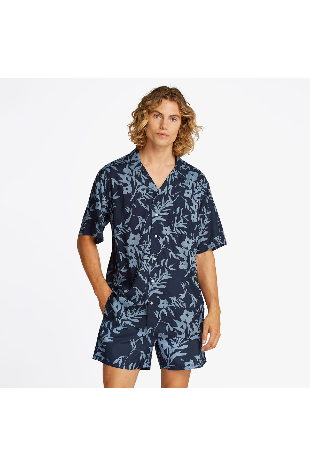 تامی هیلفیگر پیراهن آبی مردانه طرح بولینگ