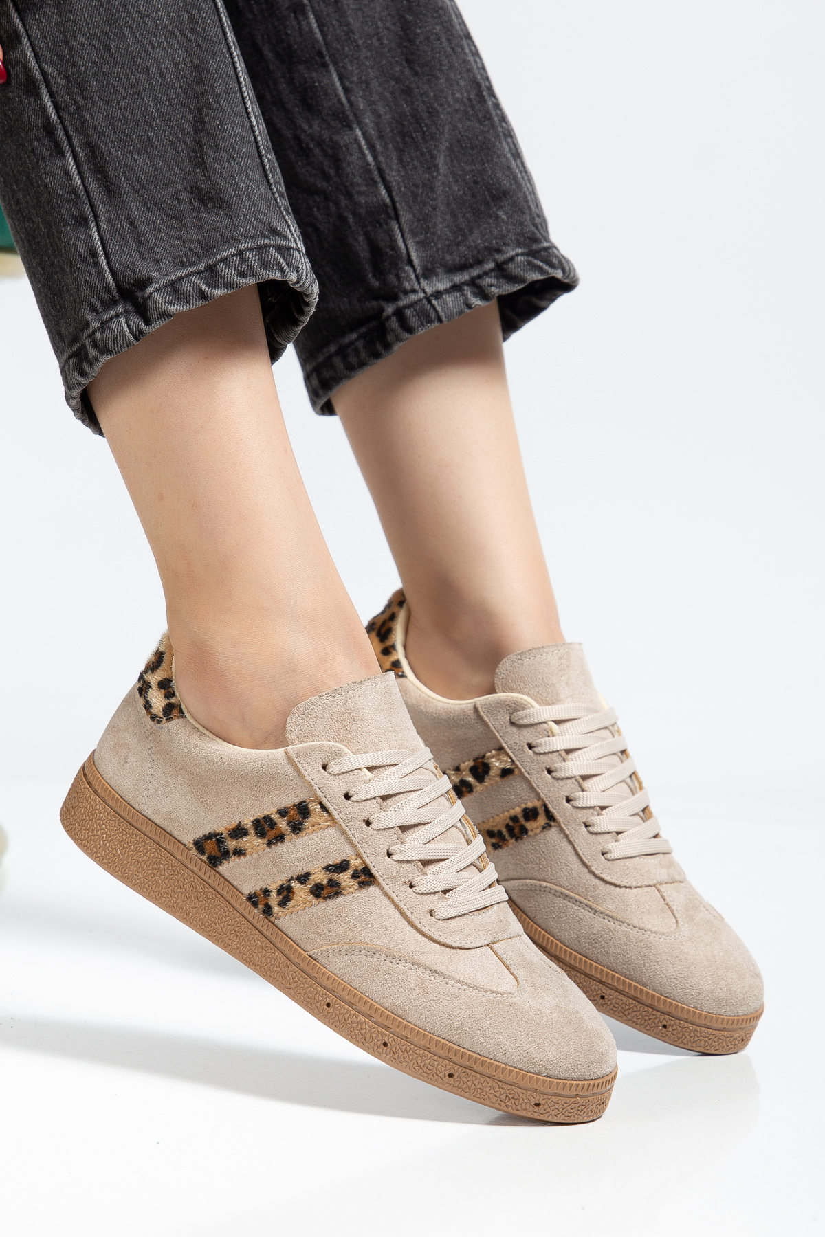 BAHRİNA  Kadın Bej Süet Leoapar Günlük Sneaker