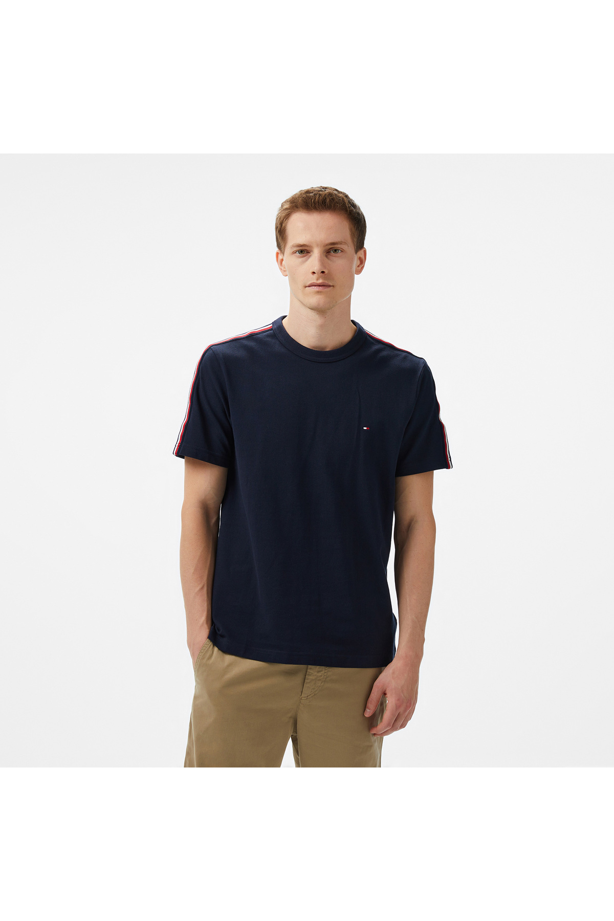 تامی هیلفیگر تی شرت مردانه طرح راه راه جهانی مدل Tape