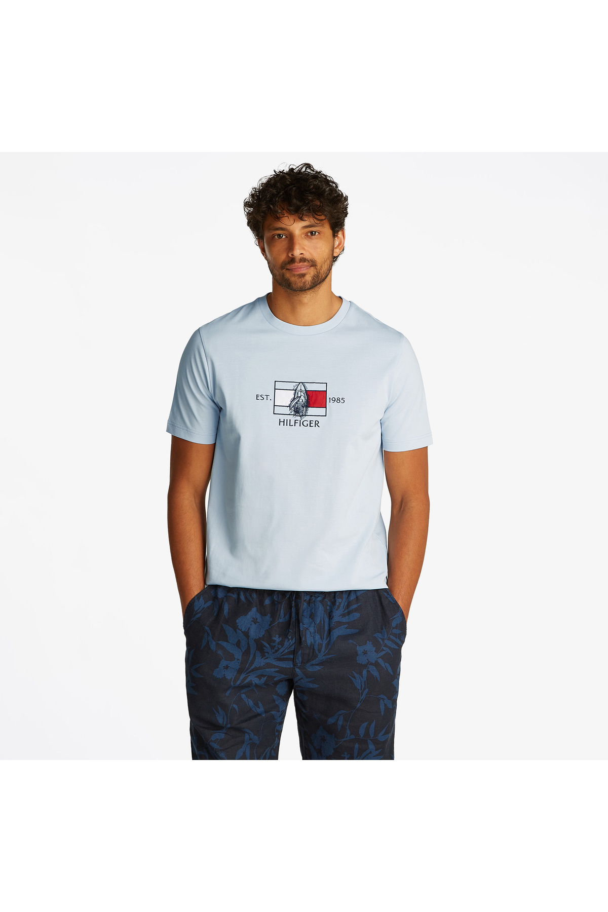 تامی هیلفیگر تی شرت مردانه طرح پرچم بادبانی