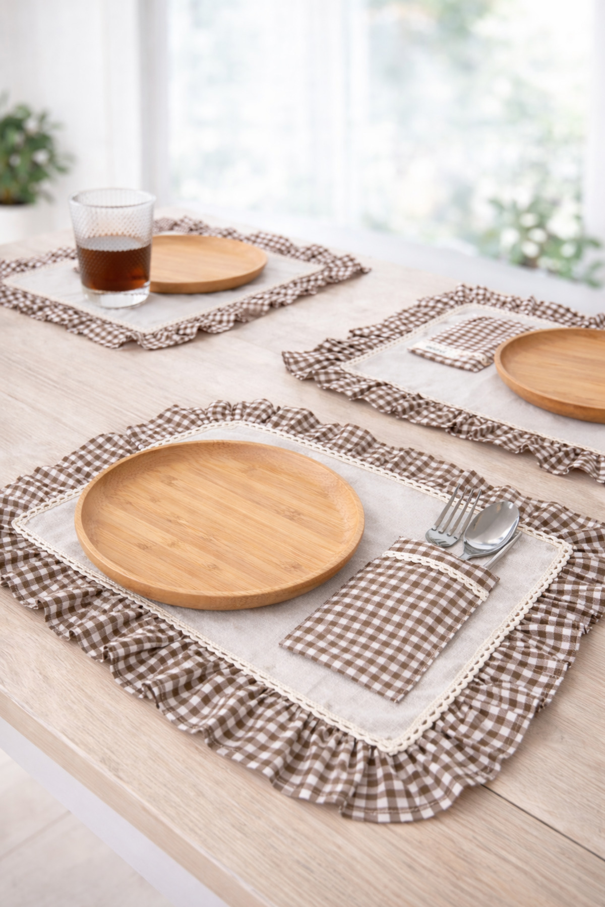 2-Piece Pocket Raw Linen Checkered Ruffle Detailed American Service Underplate 40x35 cm