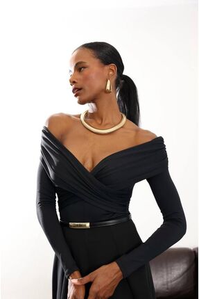 ZUSA store Siyah Straplez Yaka Bluz