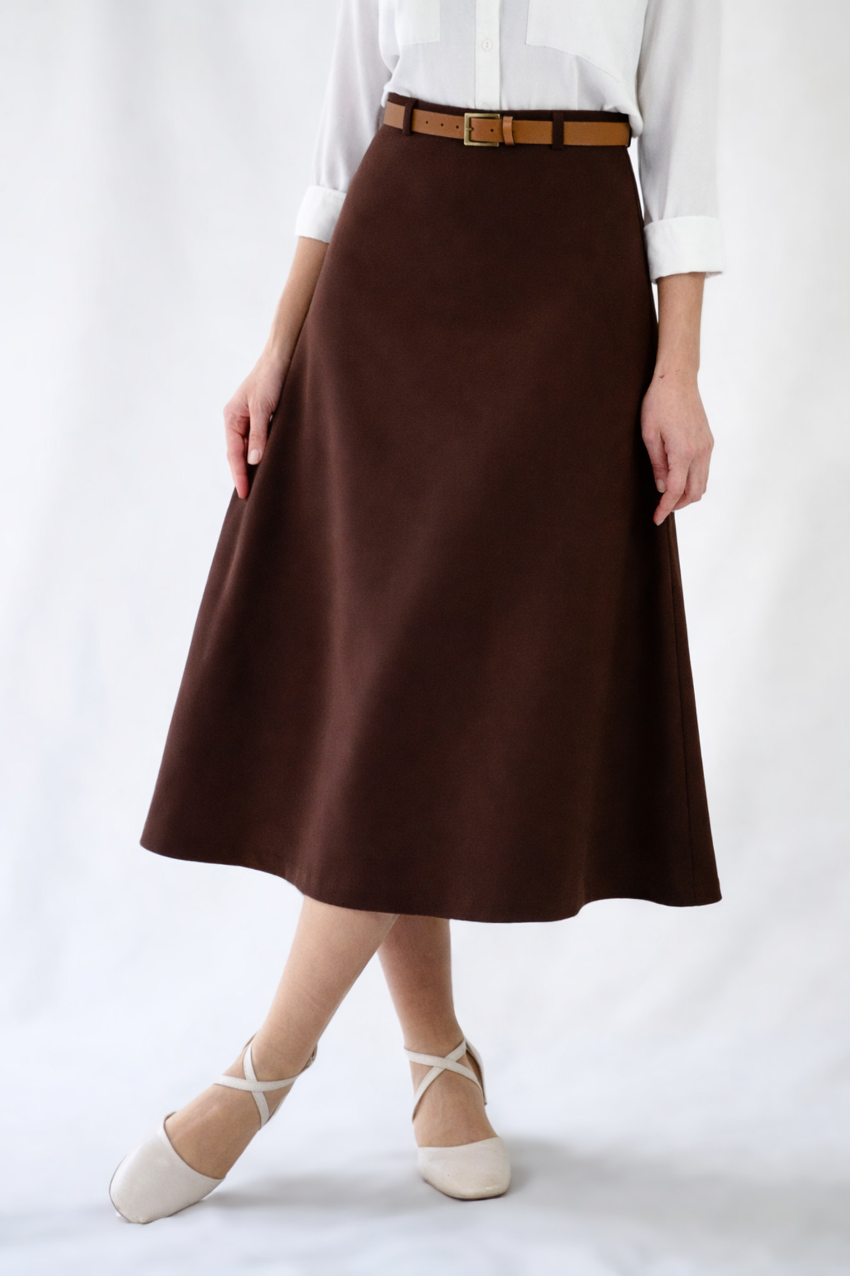 YAXİ  KEMER DETAYLI MİDİ BOY BOL KAHVERENGİ DOKUMA ETEK