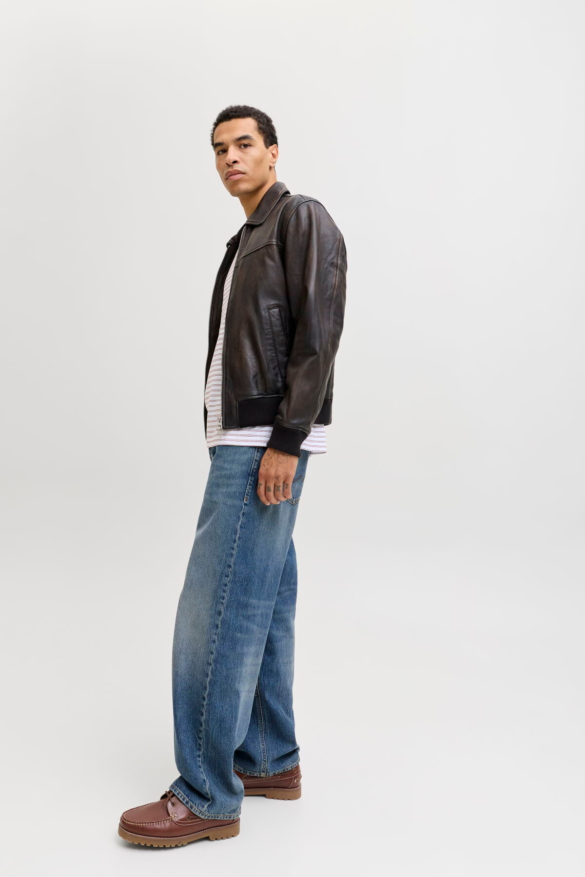 شلوار جین مردانه راسته فاق بلند | جک اند جونز Jack & Jones 12290185 - تصویر 5