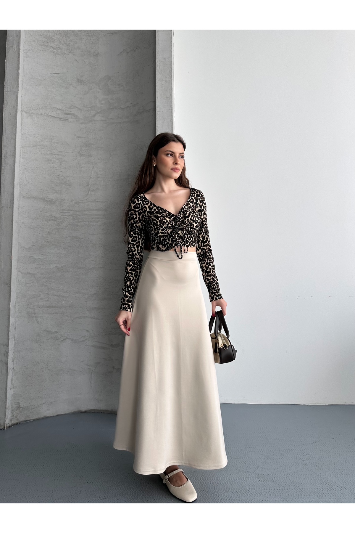 Women's Fashion Fabric Elastic Waist Flared Skirt