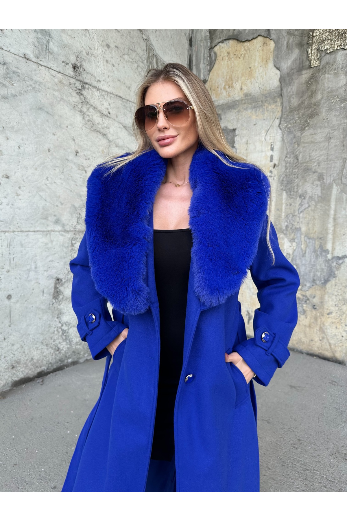 ByRanaBuyuk  Saks Mavisi Yaka Kürklü Uzun Kaşe Kaban - Görsel 2