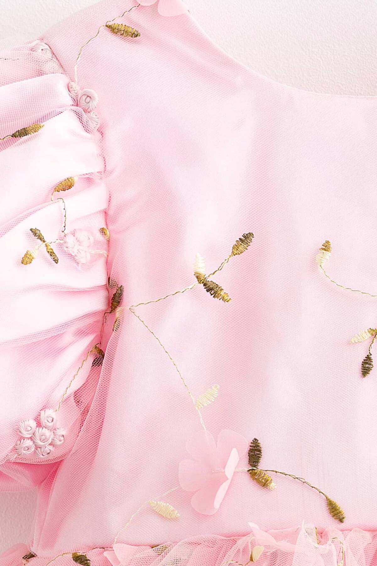 Banamio Flower 3D Çiçek Detaylı Nakışlı Tül Elbise fotoğrafı 4 (önizleme)