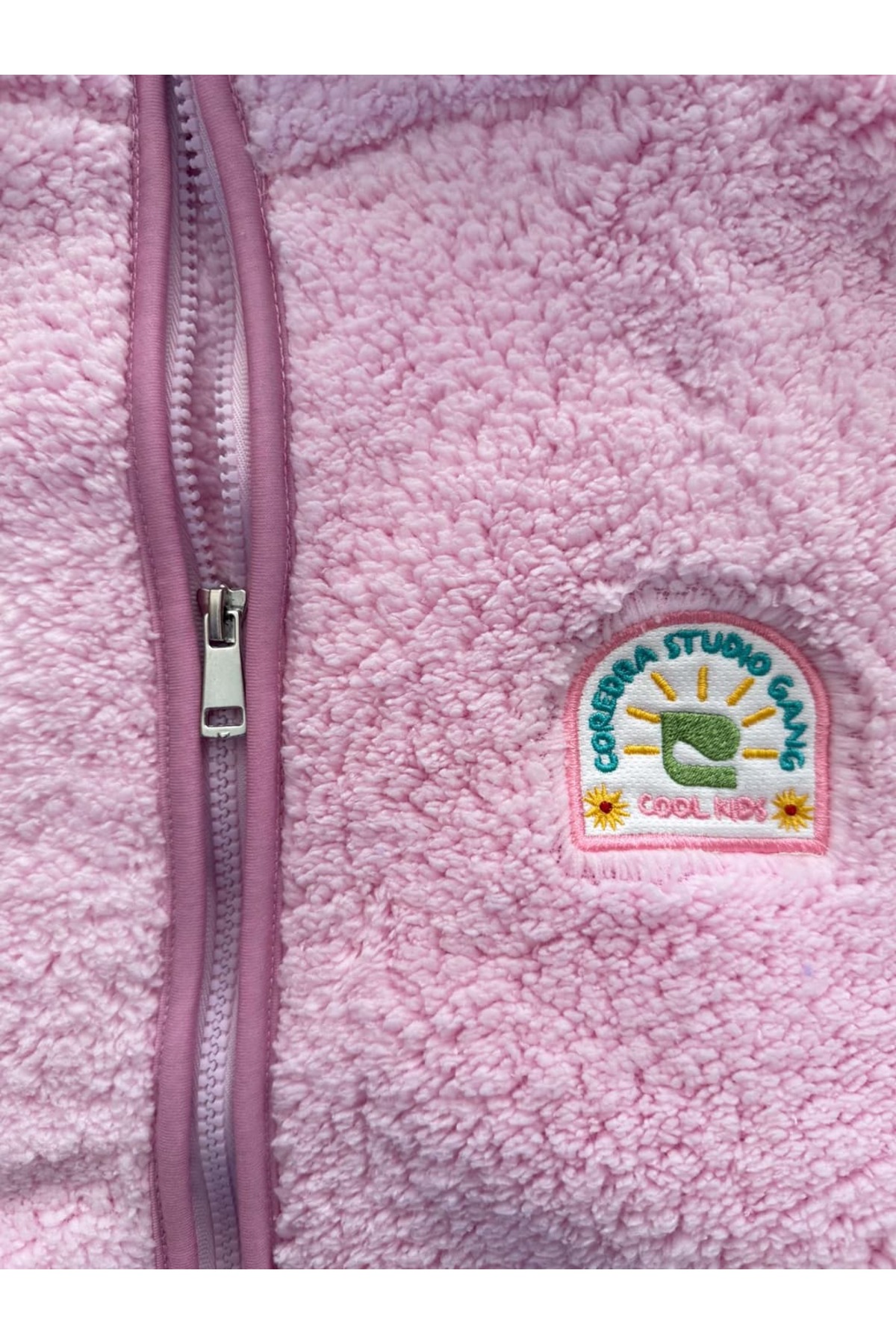 سترة أطفال من القطيفة بغطاء رأس - C611