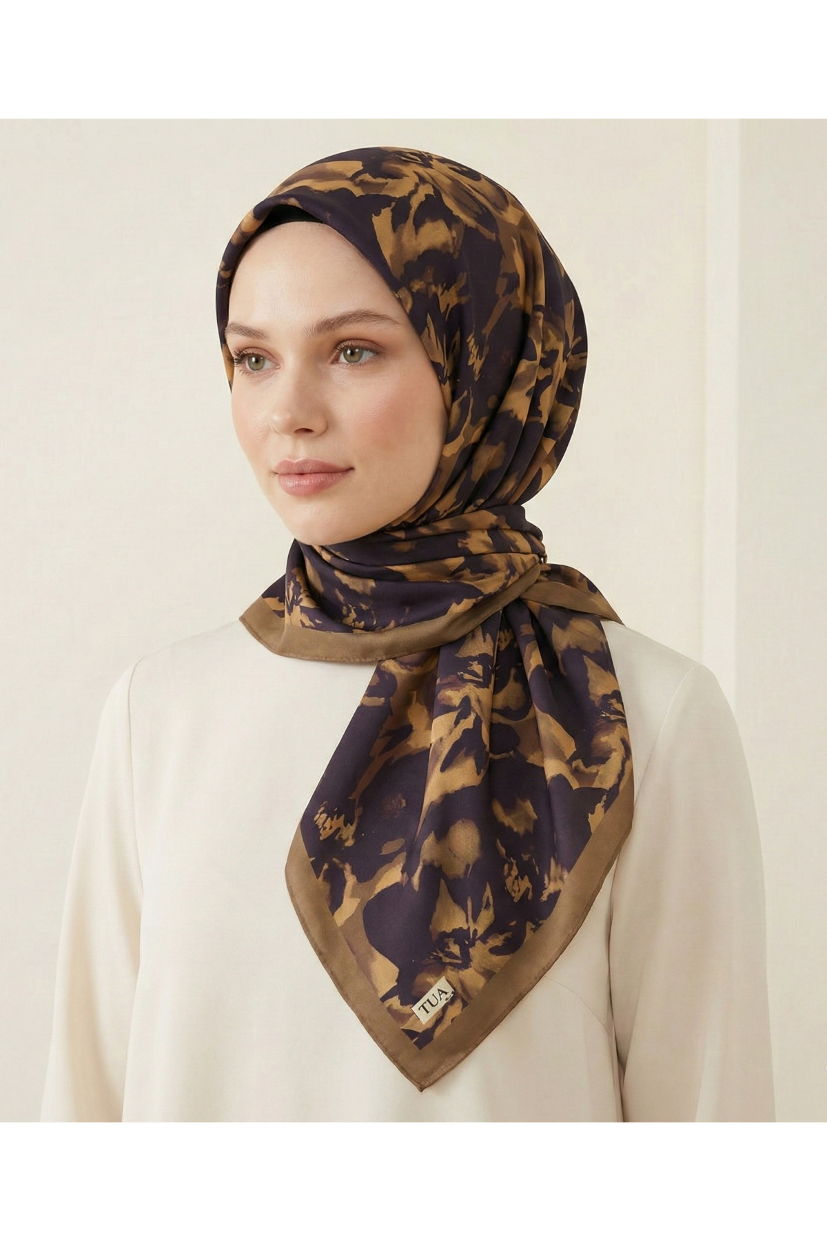 Harmony Pattern 90X90cm Organic Twill Scarf/Scarf