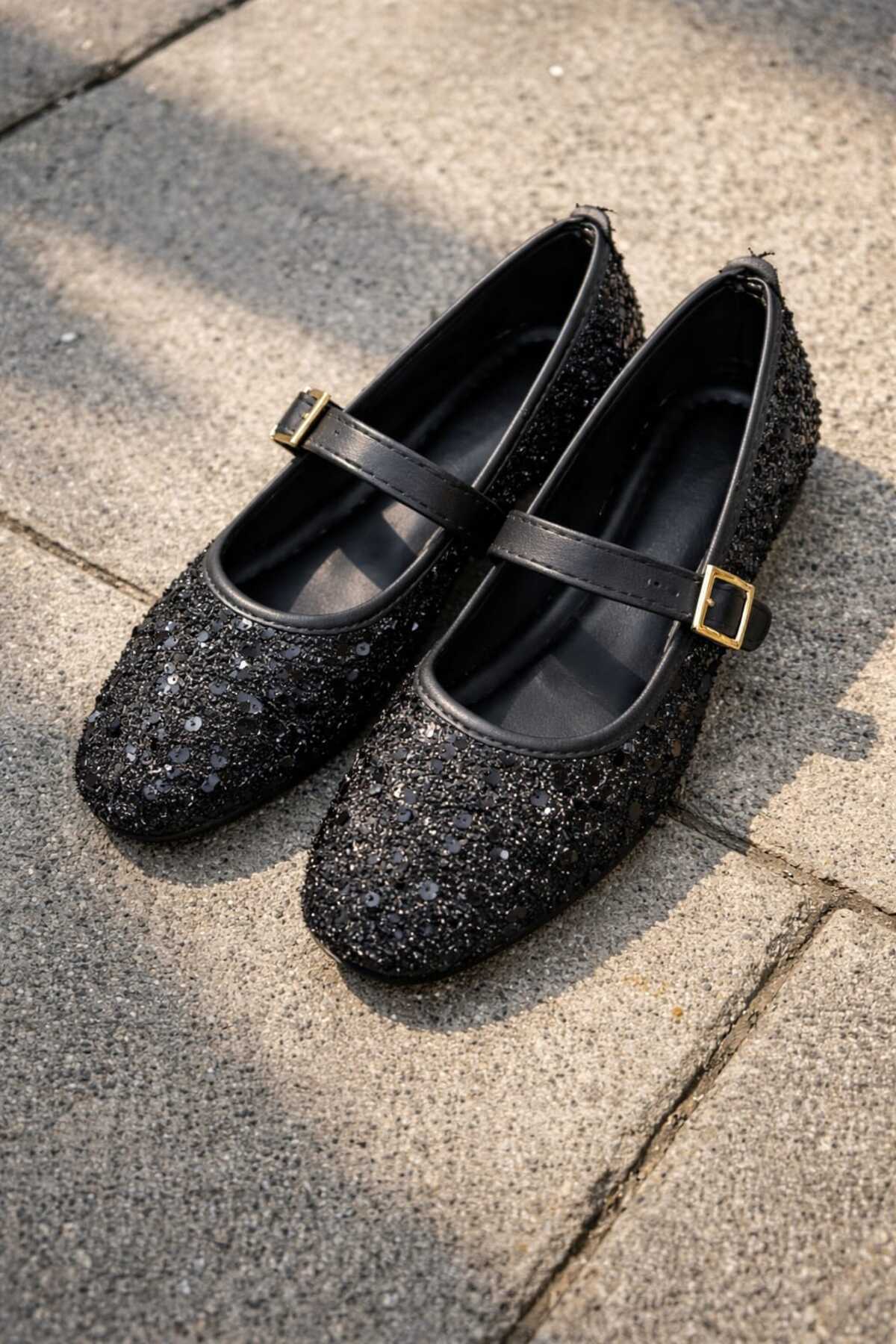 Slipcat  Pullu Simli Payetli Toka Detaylı Kadın Şık Günlük Babet - Görsel 8