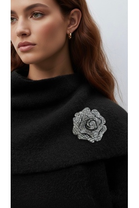 Âlâ Atelier Kristal taşlı gül broş