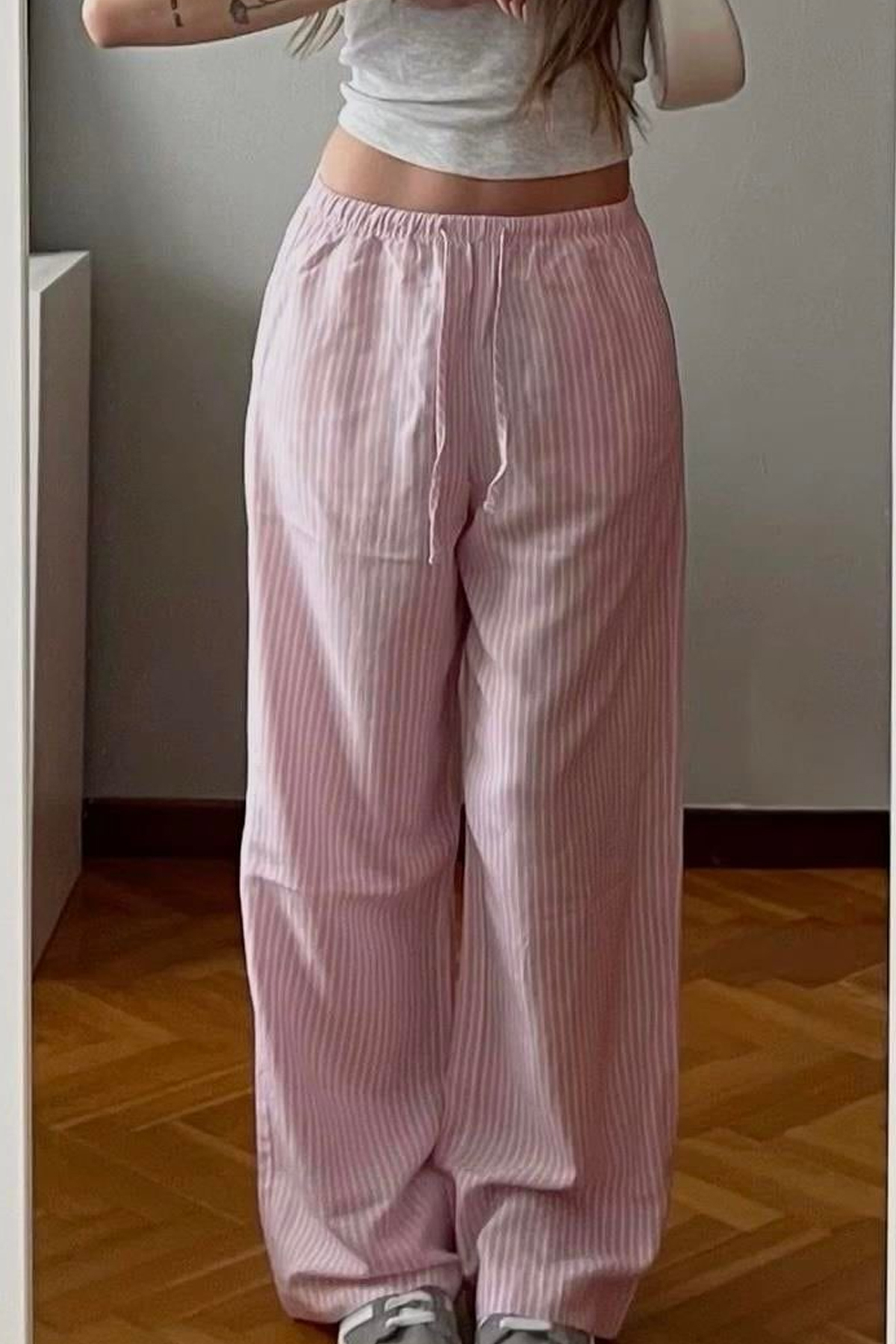 İlayda Toprak  Lisbon Çizgili Bol Paça Pembe Eşofman Altı