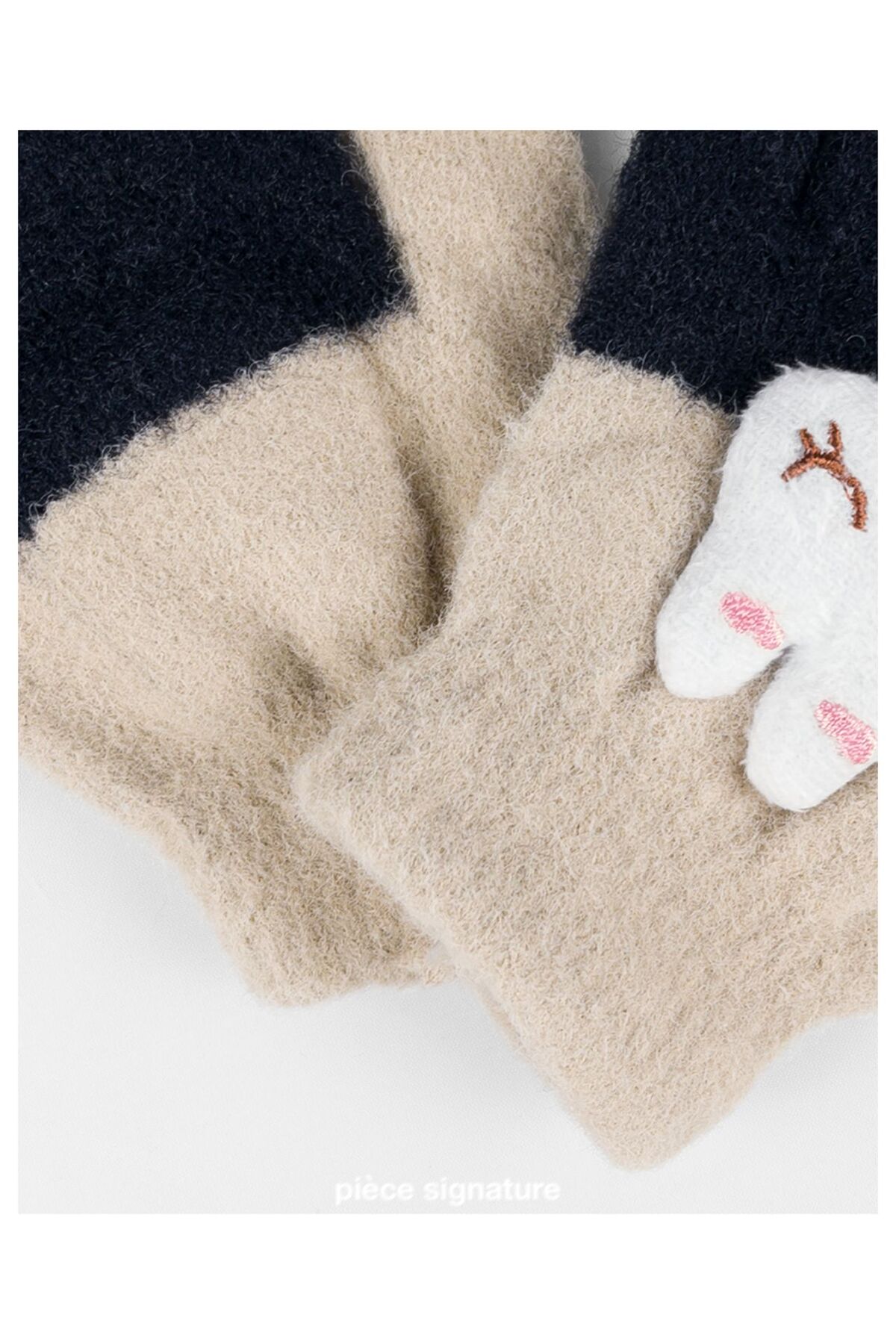 PIECE SIGNATURE Sevimli Tavşan Aksesuarlı Yumoş Çocuk Eldiven ( 1-3 Yaş ) fotoğrafı 2 (önizleme)