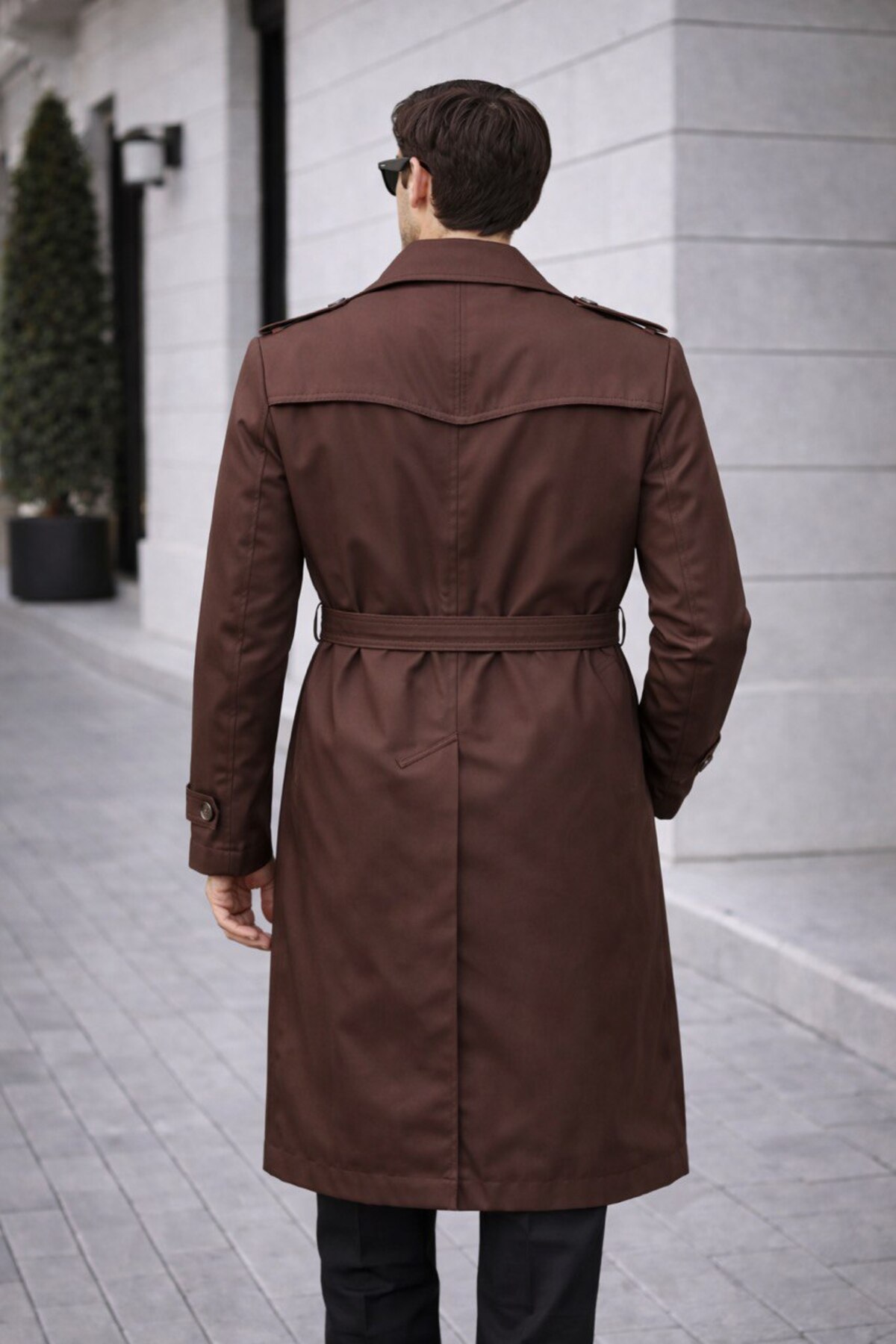 BASEL.CO  Erkek Modern Kalıp Trençkot - Kemerli, Çift Düğmeli, Zamansız Tasarım - Görsel 2