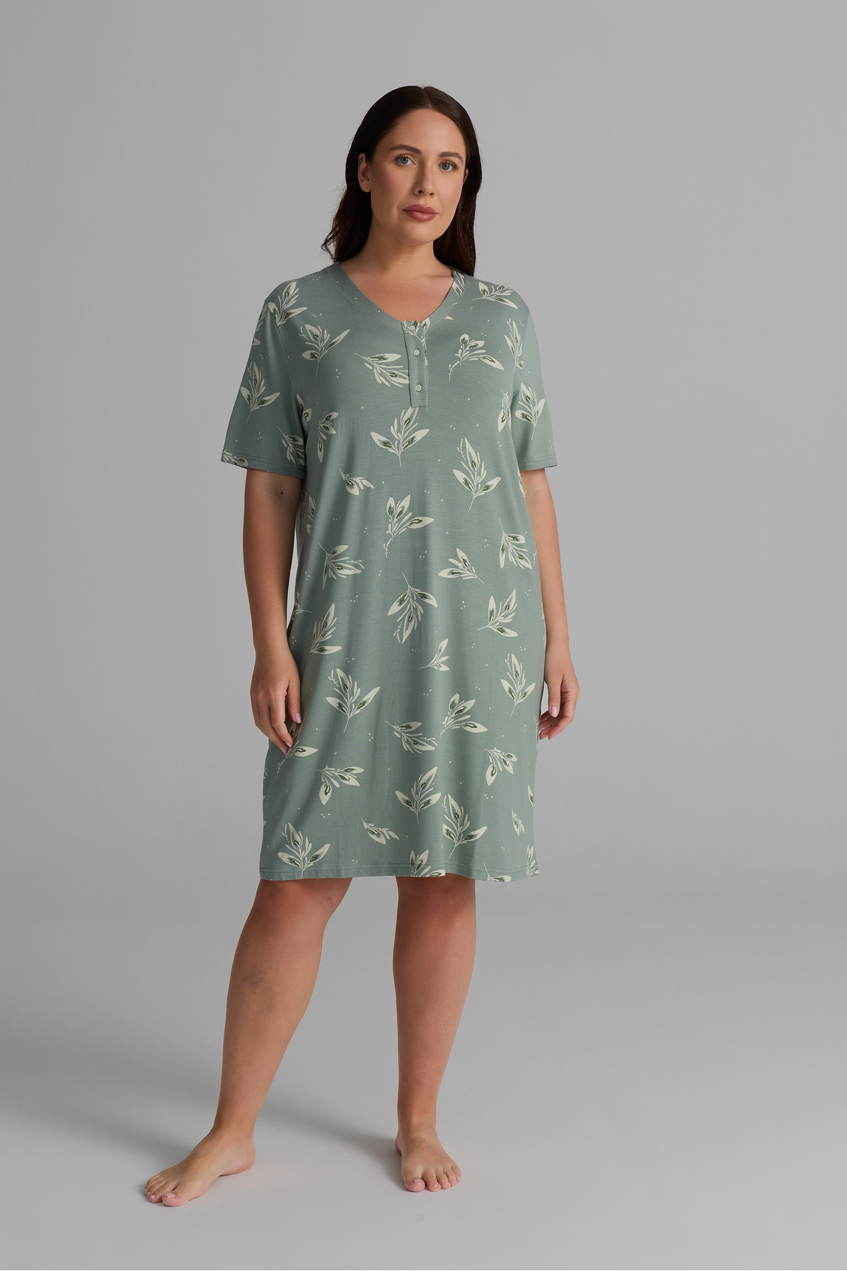 Hays Kadın Plus Size Viskon V Yaka Kısa Kollu Düğmeli Gecelik