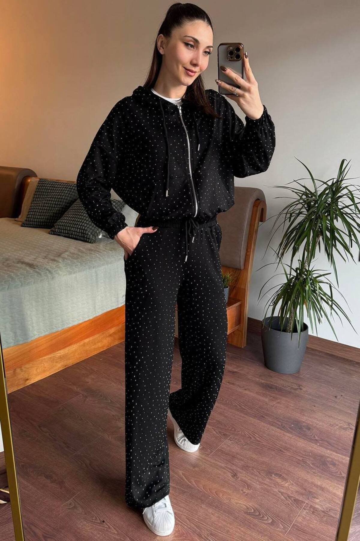 PERA AKSESUAR  Kadın siyah taşlı fermuarlı sweatshirt - Görsel 3