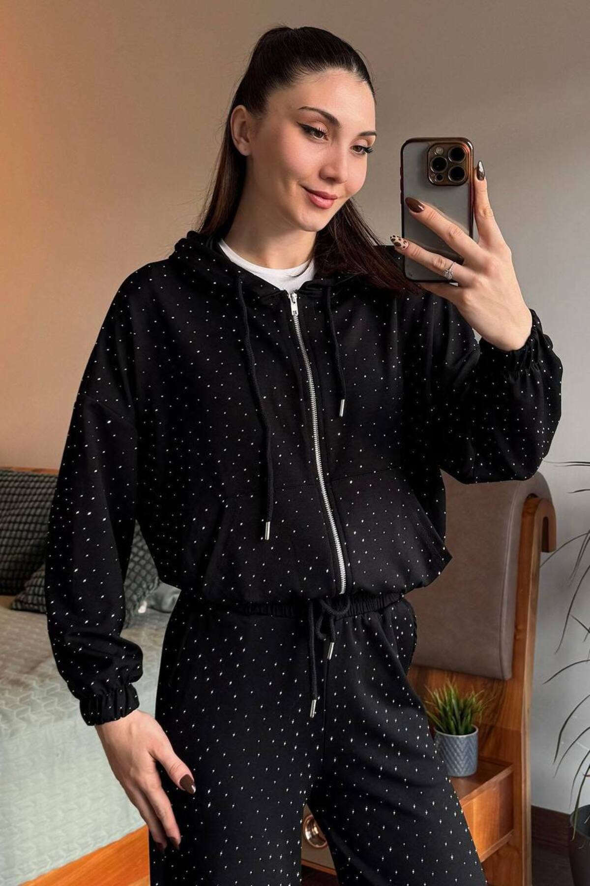 PERA AKSESUAR  Kadın siyah taşlı fermuarlı sweatshirt