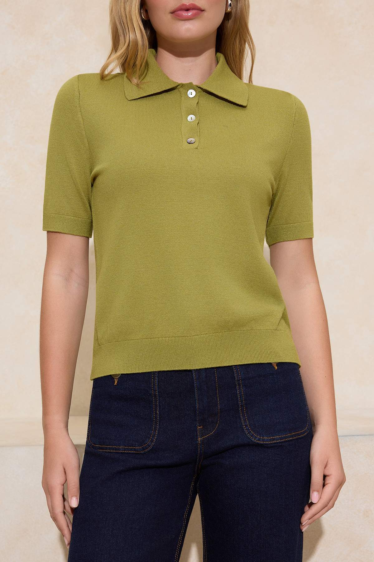 Trendyolmilla  Yağ Yeşil Premium İplik/Özel İplik Polo Yaka Triko Bluz TWOSS25BZ00184 - Görsel 3