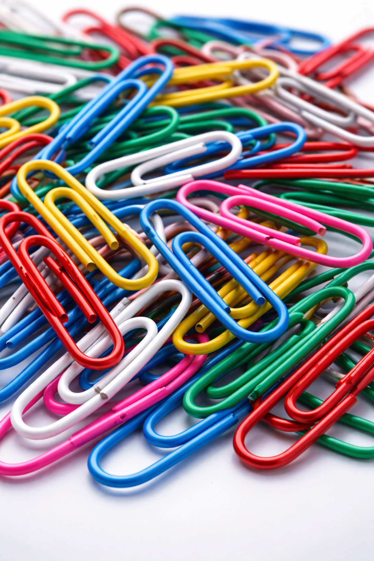 nistabolje 200Pcs Colorful Paper Clips Practical and Durable Paper