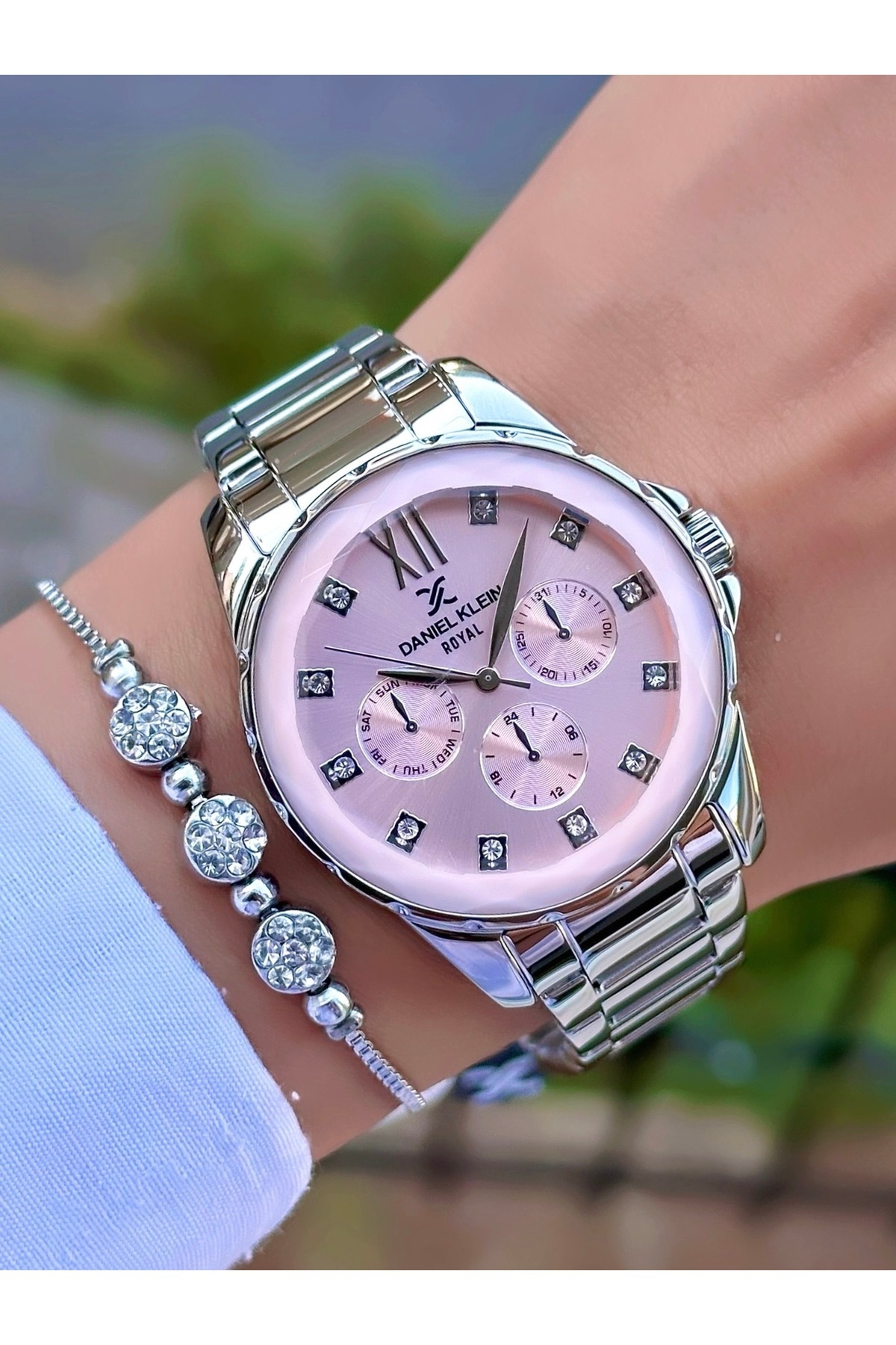 New Season Women Wrist Watch with Steel Cord 3 atm Waterproof Cutting Glass