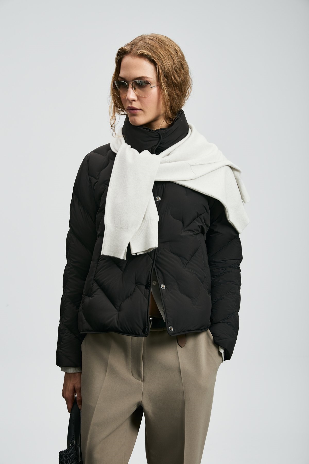 Lufian  122120043 Desert Kaz Tüyü Kadın Mont SİYAH - Görsel 3