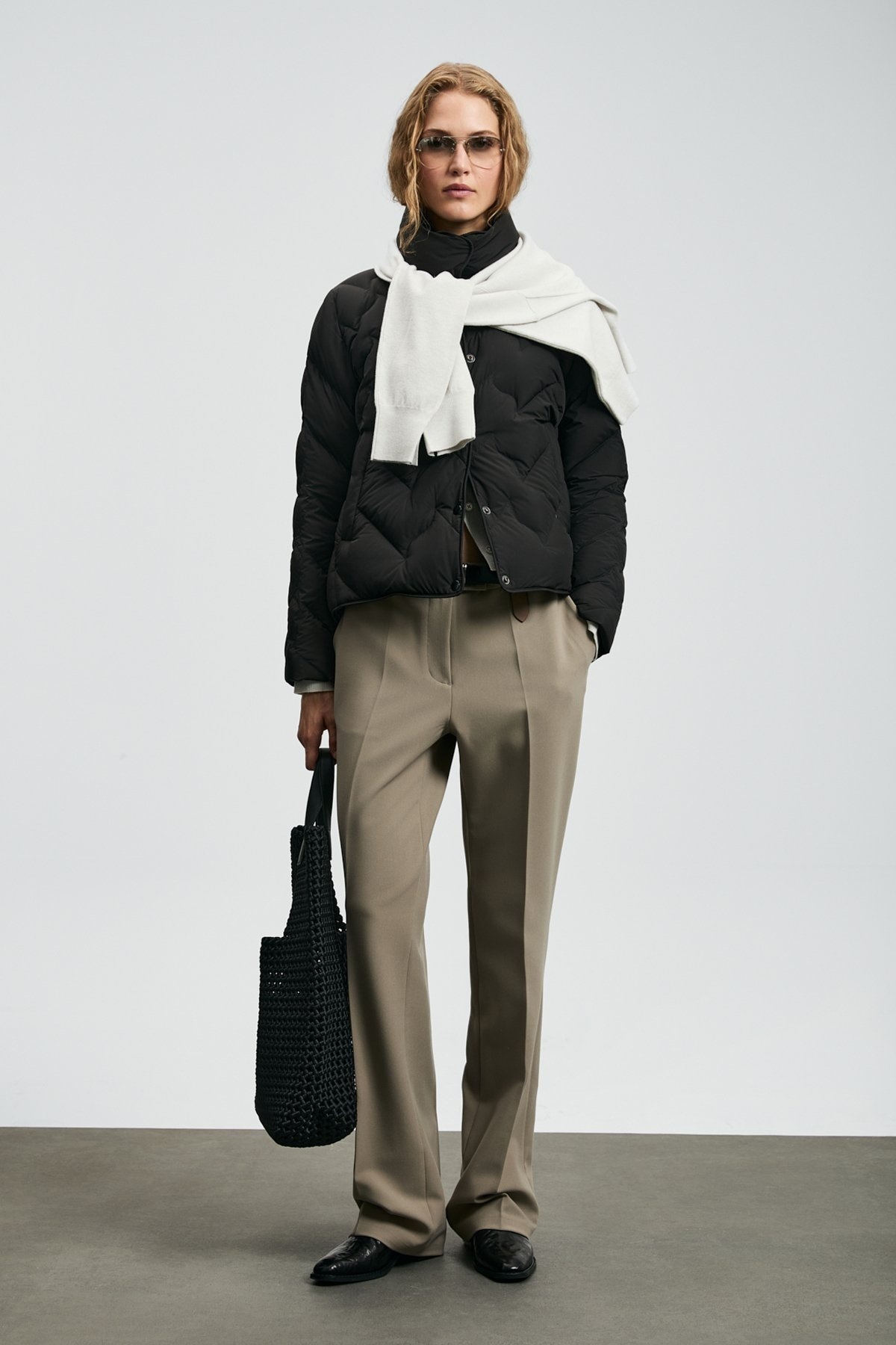 Lufian  122120043 Desert Kaz Tüyü Kadın Mont SİYAH - Görsel 2