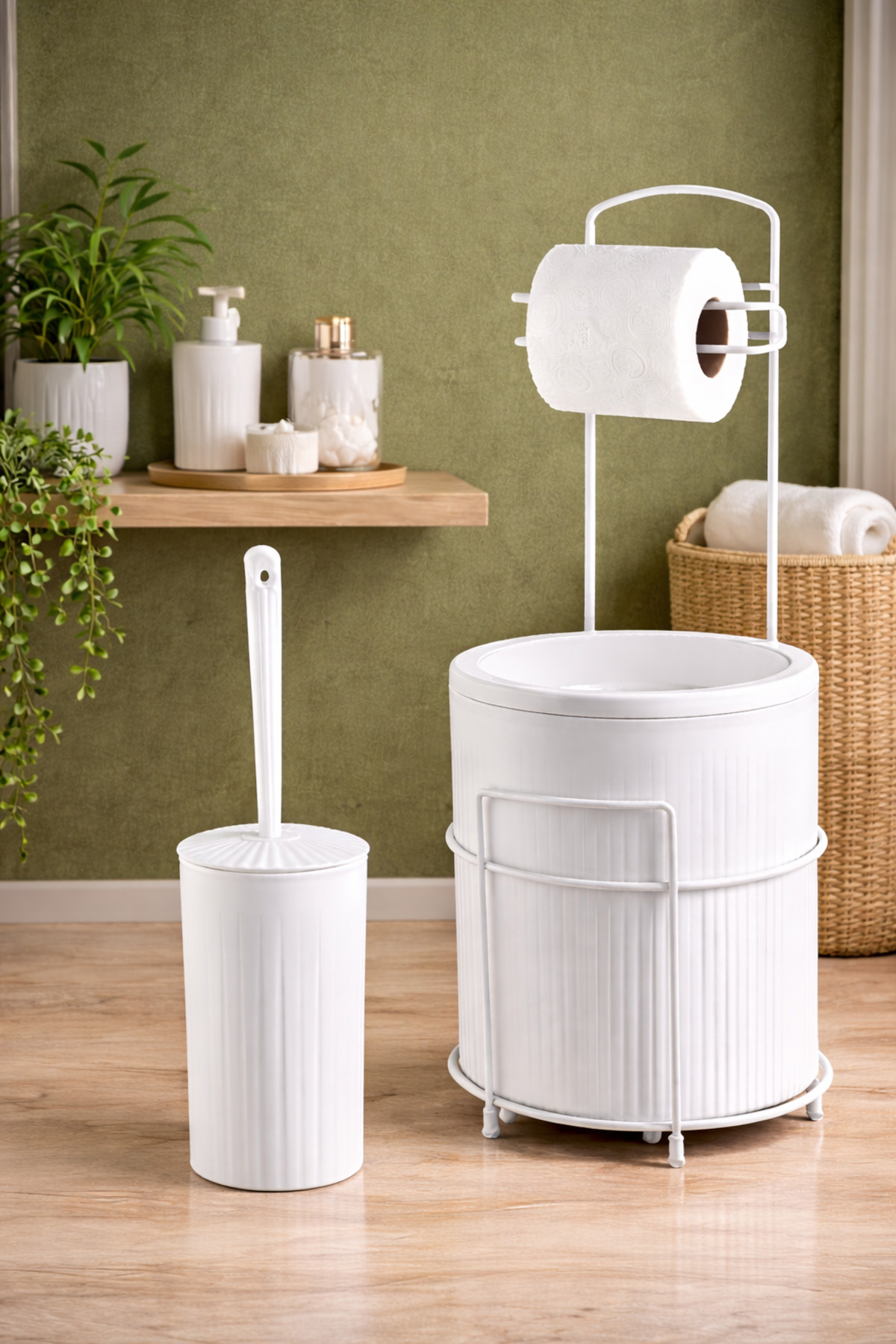 Modern Bathroom Set – Trash Can with Lid, Toilet Paper Holder and WC Brush | Minimal Design