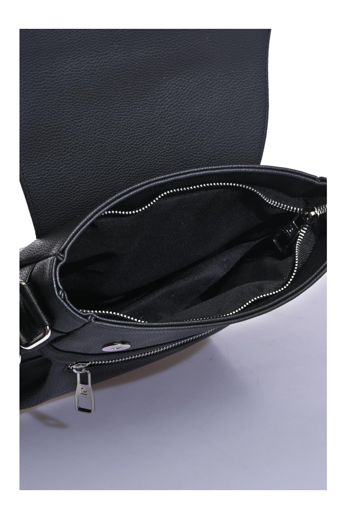 Pierre Cardin  Siyah Erkek Ayarlanabilir Omuz Kordonlu Üç Cepli Fermuarlı Cepli Potföy Çanta 01PC001432 - Görsel 5