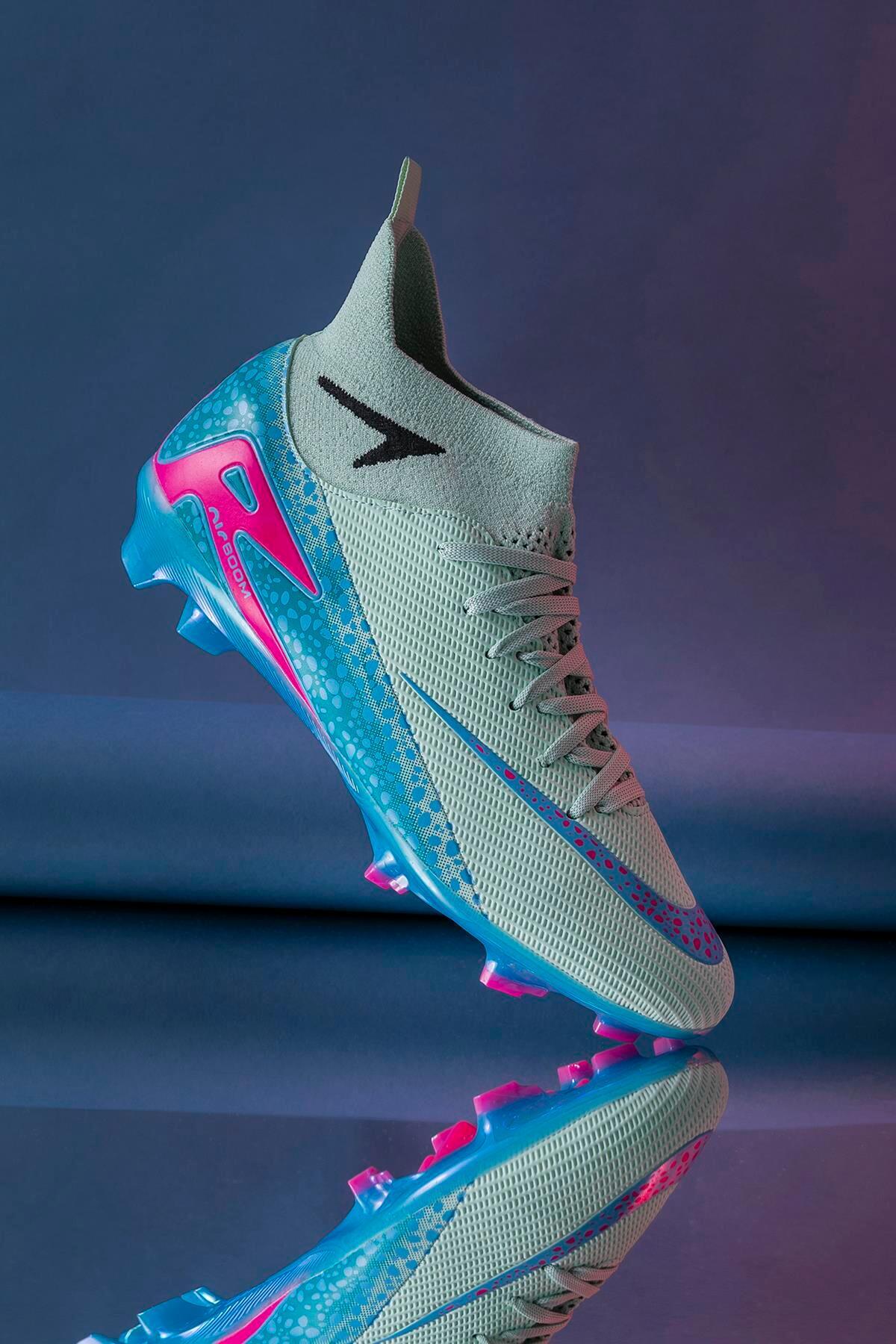 حذاء كرة قدم رجالي من نوع Halı Saha بنعل مستورد، م...