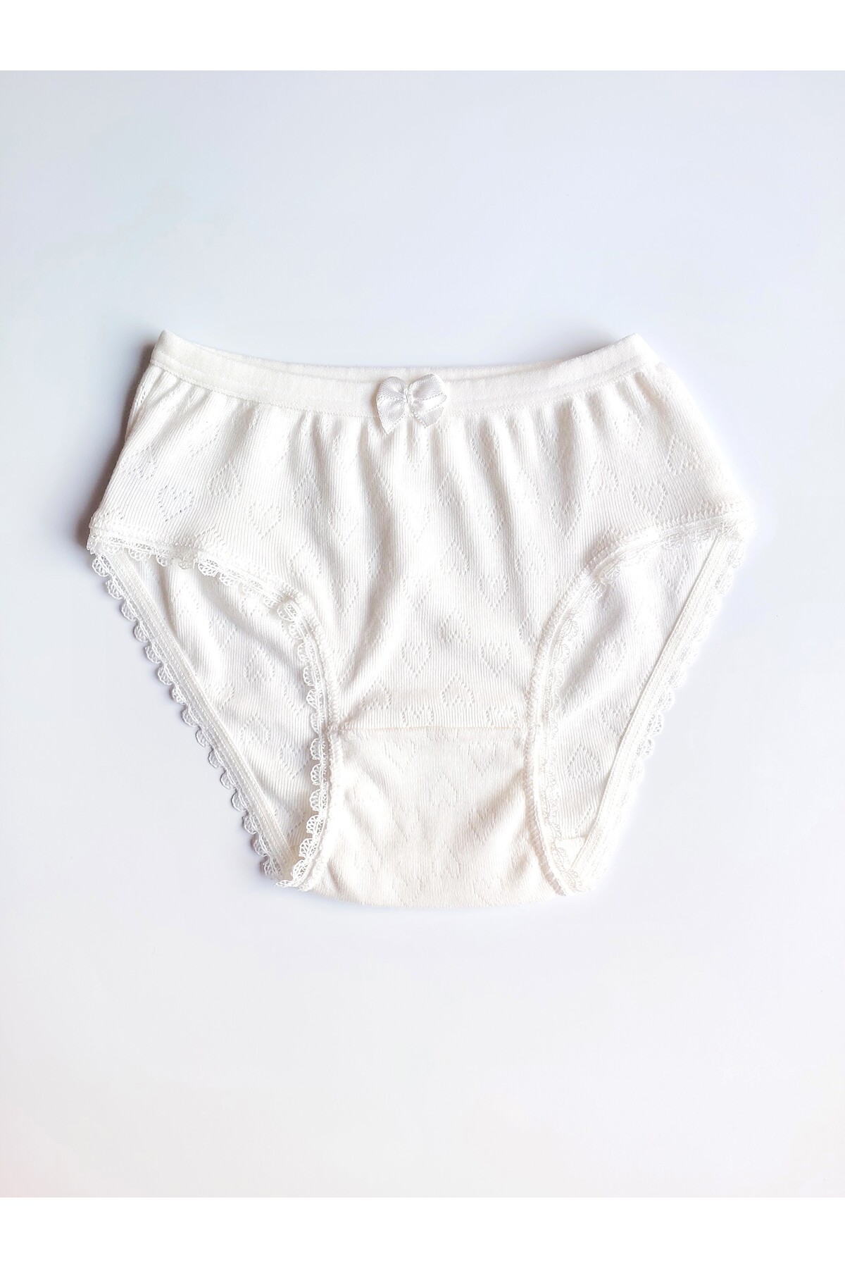 ÇebiKids Kız Çocuk %100 Pamuk Beyaz Jakarlı Atlet-Slip Külot Takım fotoğrafı 3 (önizleme)