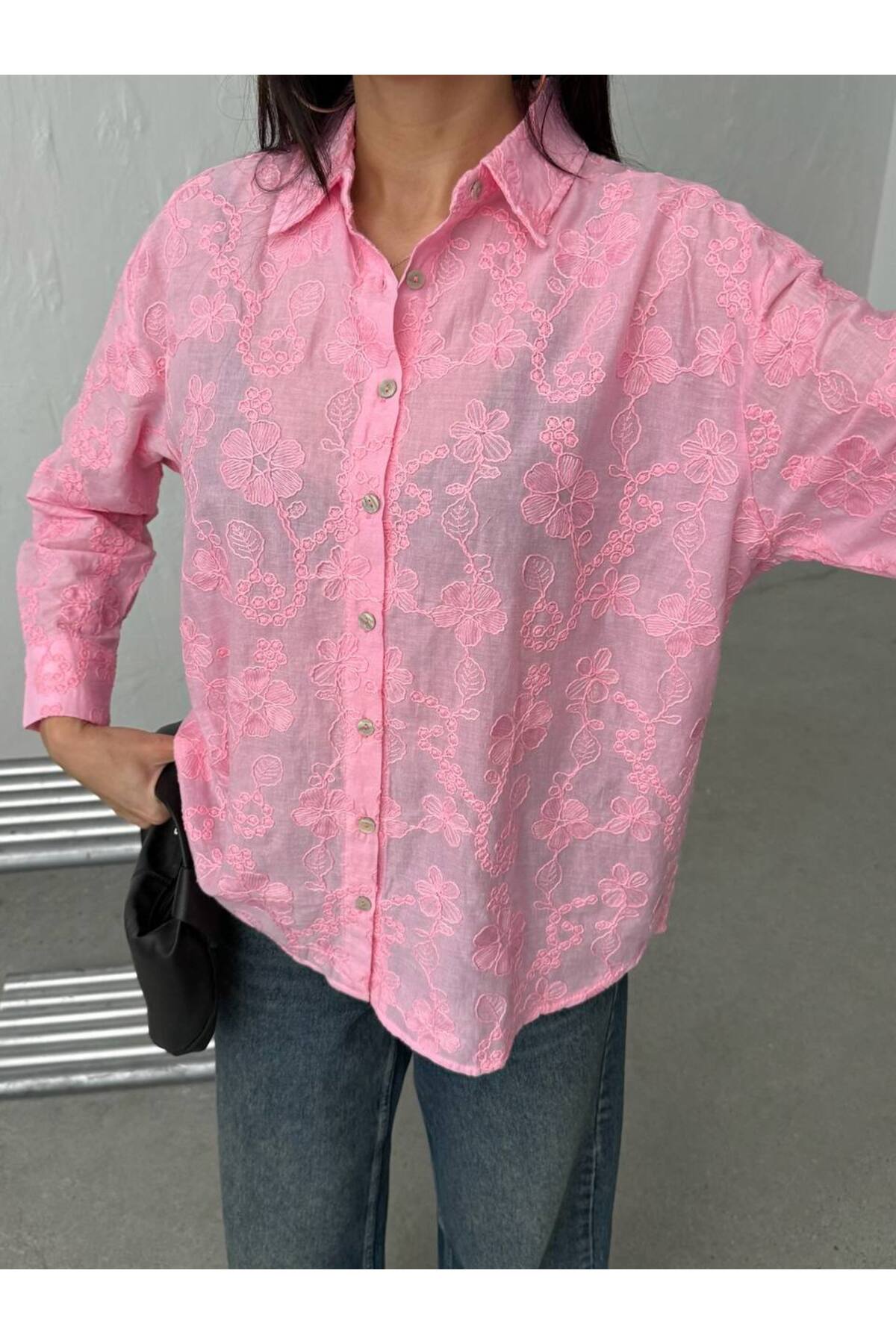 EAS GİYİM  Nakışlı Çiçek Desenli Pamuklu Gömlek - Görsel 2