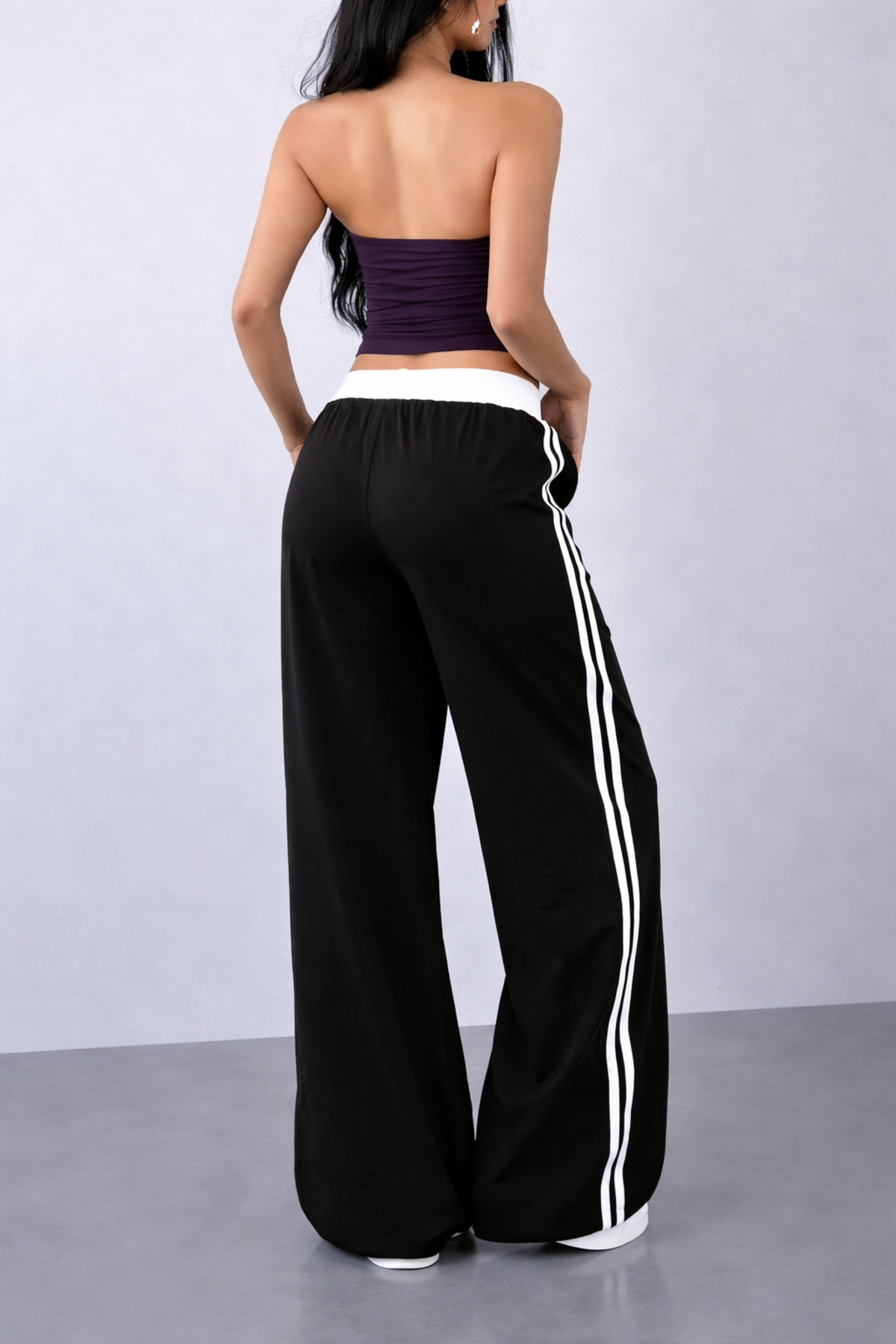 pandy  89 Baskılı Beyaz Kemerli Çift Şeritli Yüksek Bel Kadın Bol Paça Eşofman Altı - Görsel 2