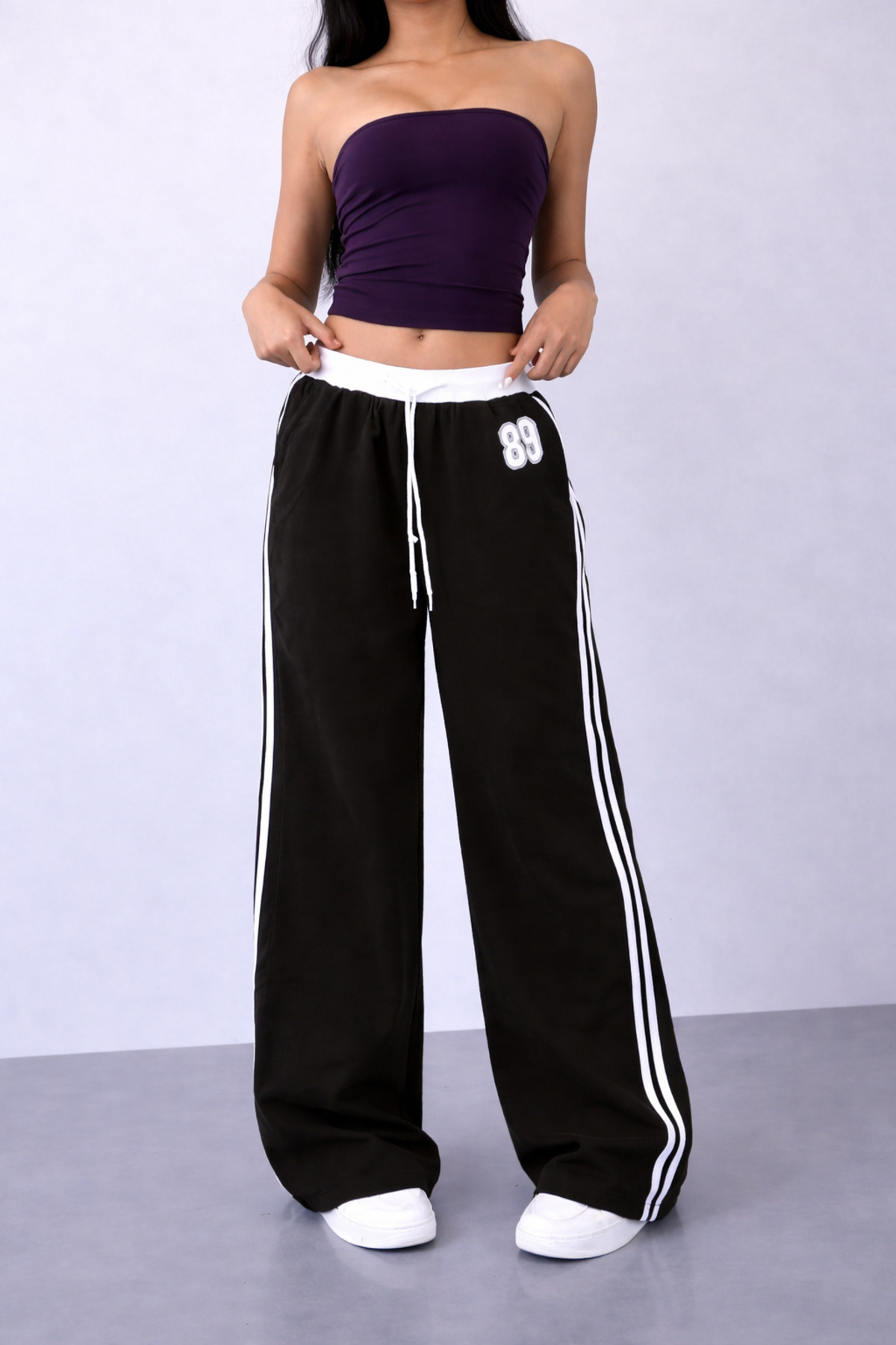 pandy  89 Baskılı Beyaz Kemerli Çift Şeritli Yüksek Bel Kadın Bol Paça Eşofman Altı