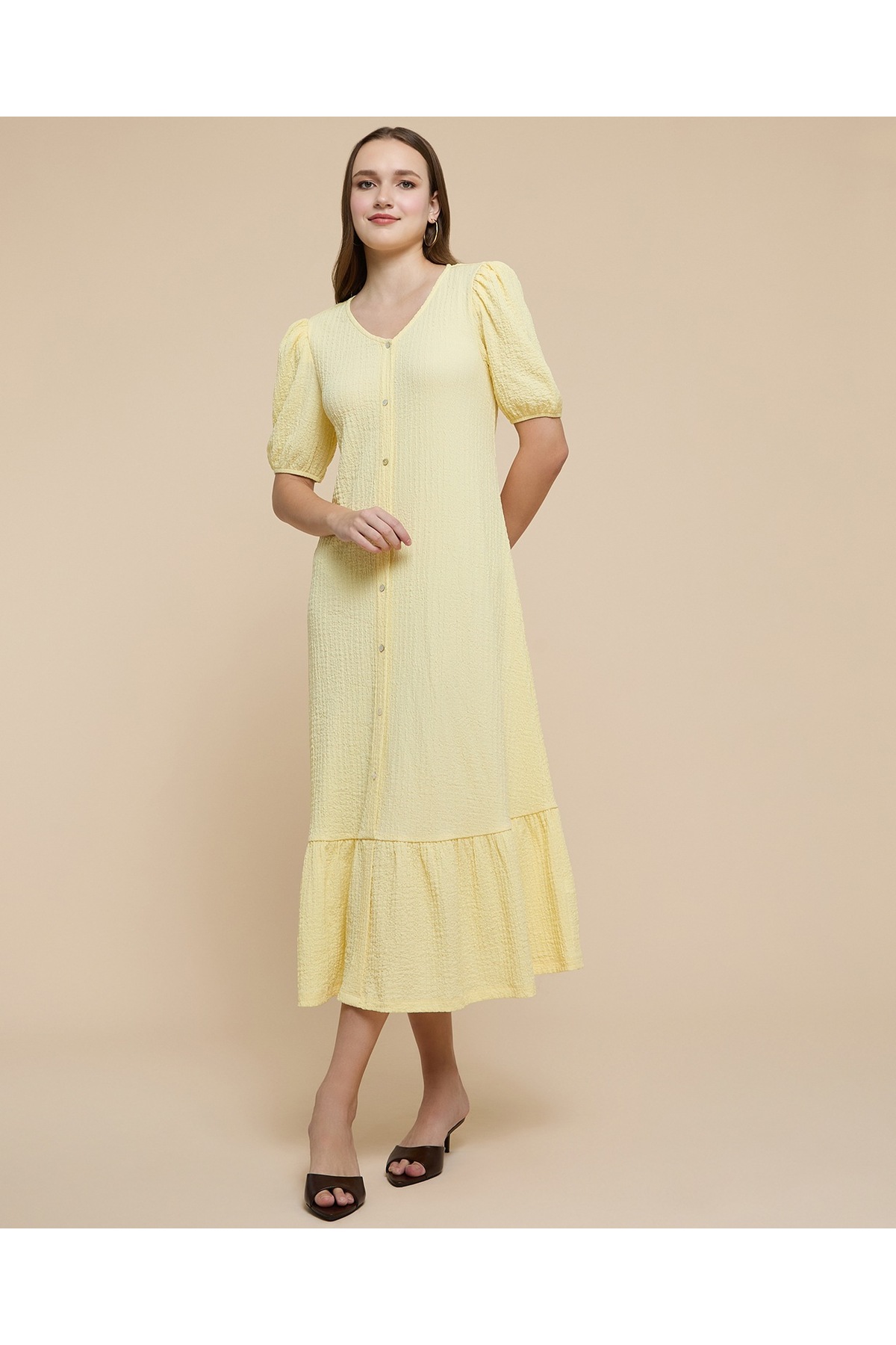 R&B Textured A-Line Dress With V-Neck And Puff Sleeves