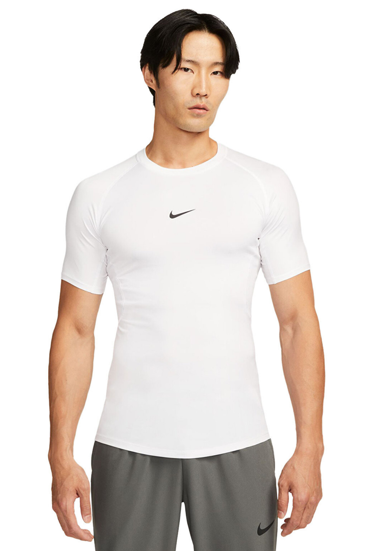 تیشرتمردانهNikeسفید