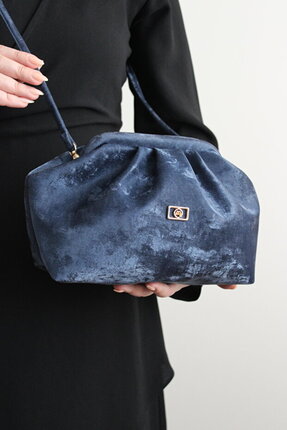 themoiss Alara Kadın Lacivert Yansımalı Saten Süet Yumuşak Suni Deri Askılı C...