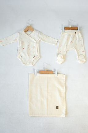 Caramell ÇİÇEK DESENLİ YENİDOĞAN 3'LÜ TAKIM-%100 PAMUKLU ZIBIN,PANTALON VE MÜ...