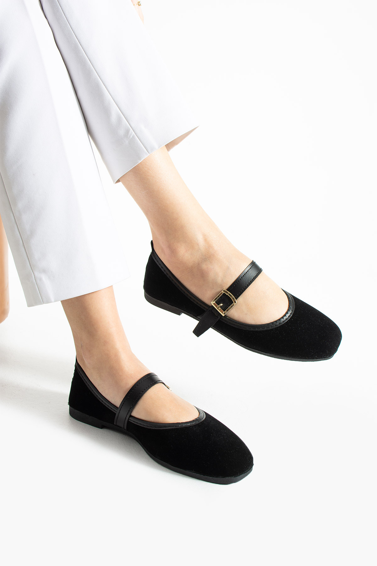 star shoes Kadın Siyah Tokalı Kadife Babet Günlük Rahat Ayakkabı görsel 3