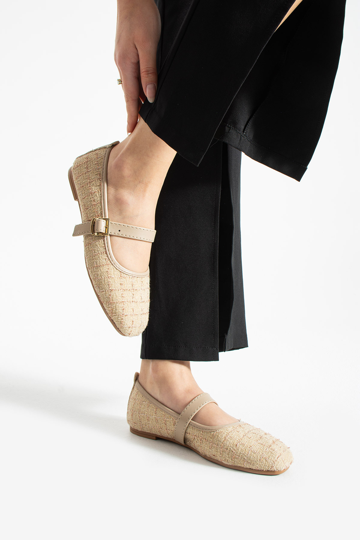 star shoes  Bej Tüvit Kumaş Kadın Babet Şık Tokalı Ortopedik Taban Günlük Ayakkabı - Görsel 4