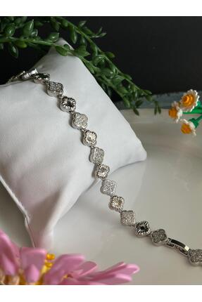 Heyzıl Accessoire Gümüş Renk Zirkon Taşlı Tam Tur Yonca Bileklik