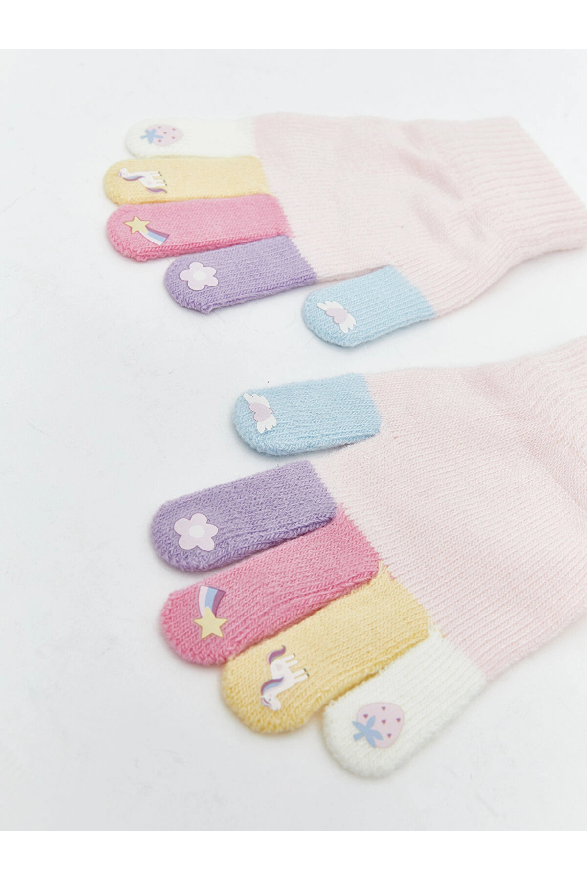 LC Waikiki LCW baby Pembe Renk Bloklu Kız Bebek Eldiven fotoğrafı 2 (önizleme)