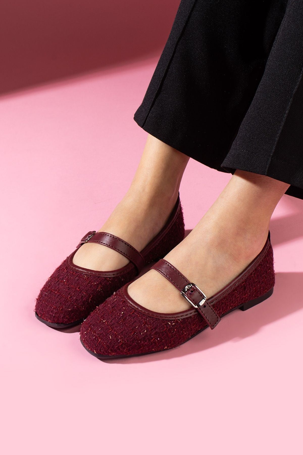 FUGA MODA  Camelia Bordo Simli Kumaş Nikel Tokalı Kemer Bantlı Babet - Görsel 5