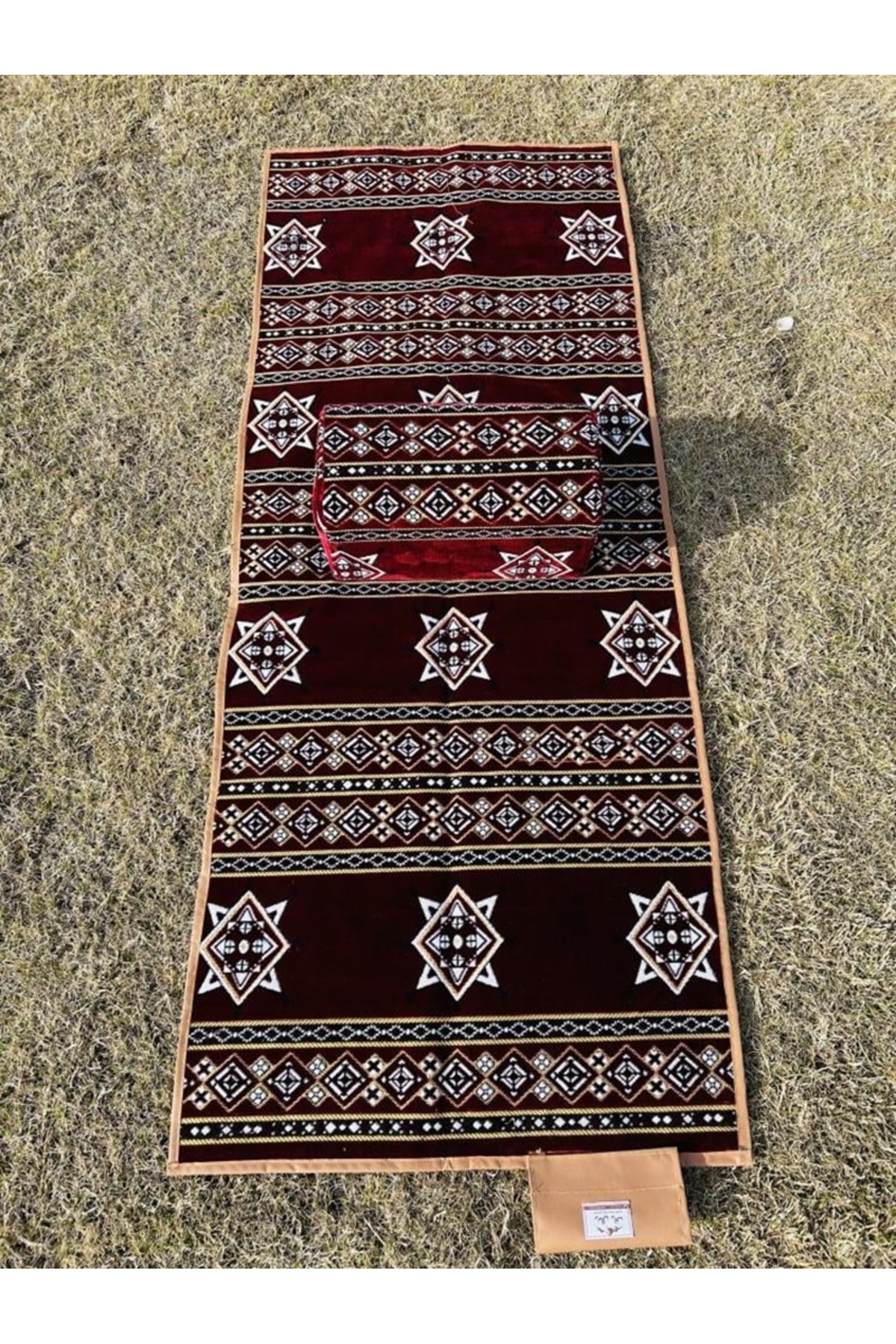 طقم جلسة بر ملكي 4 مدات و4 مراكي مع شنطة – قماش عملي مقاس 2×80 سم