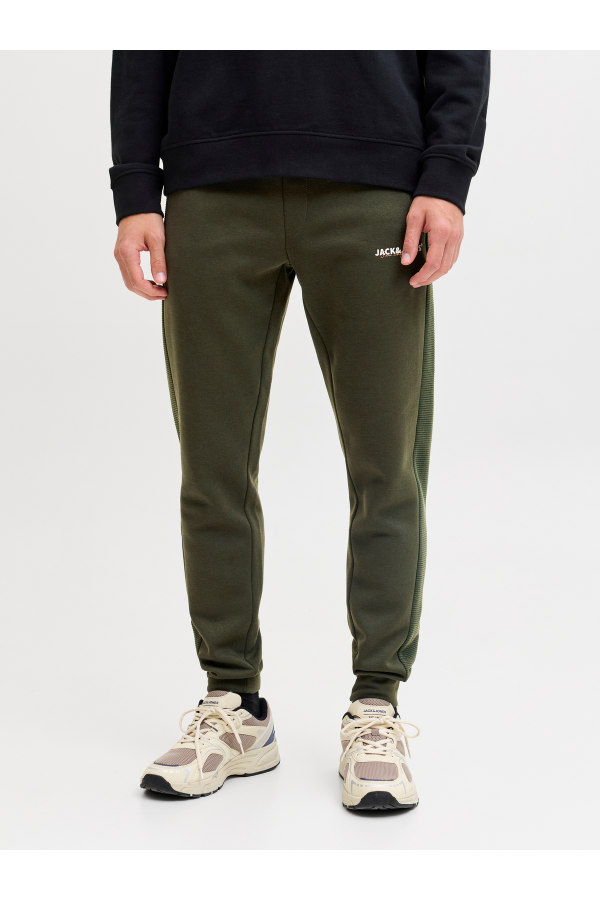 شلوار گرمکن ورزشی مردانه رنگارنگ فاق نرمال | جک اند جونز Jack & Jones TYC42A4926829BB18ACC9D000 - تصویر 3