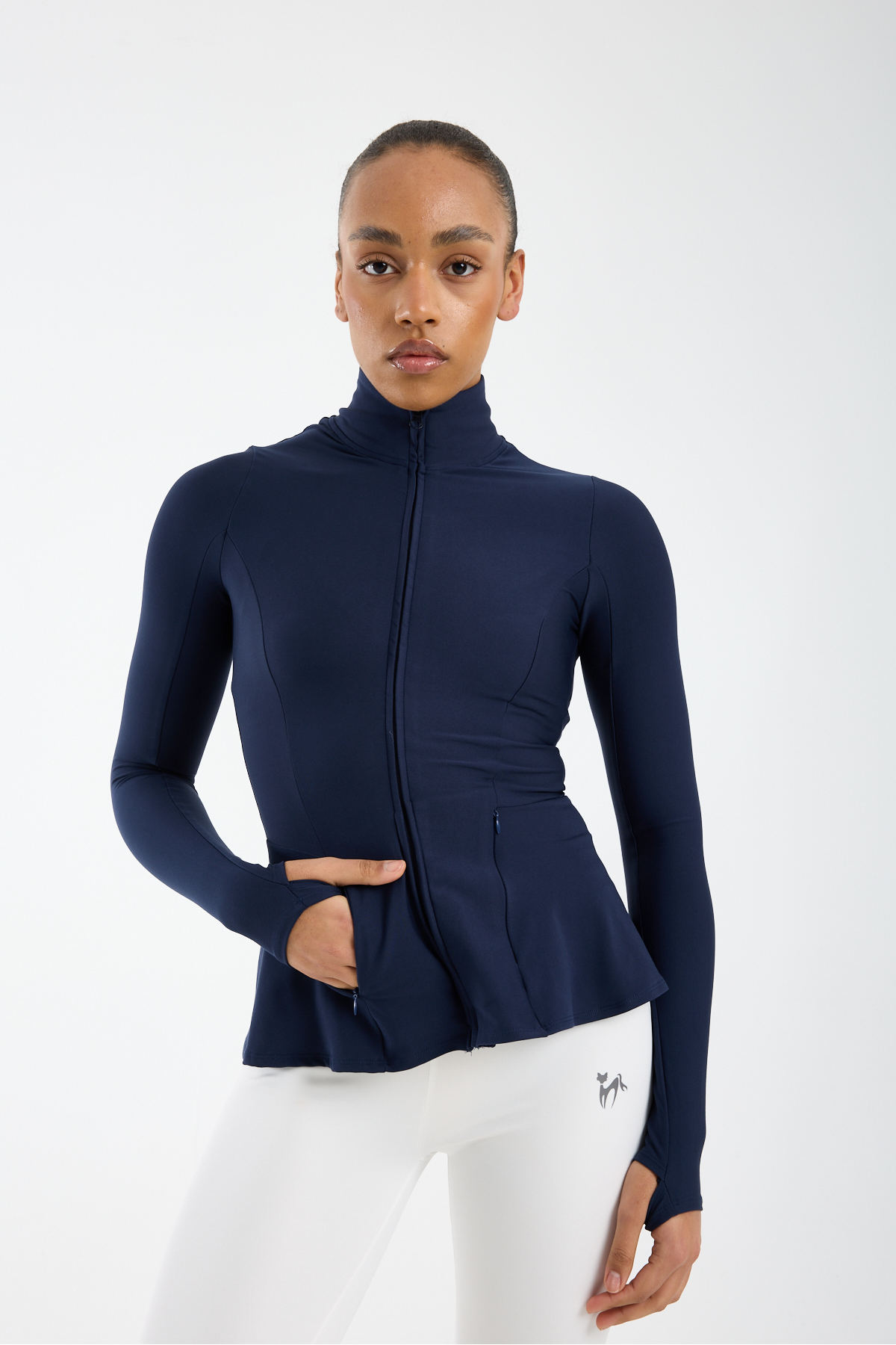 TheyYou Peplum Kesim Tesettür Spor Ceket, Fermuarlı & Parmak Geçmeli görsel 4