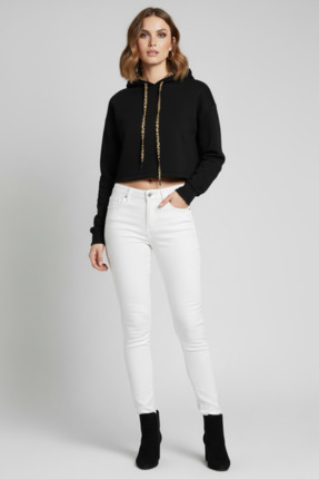 Afternoon Kids Kadın Siyah Kapüşon İçi Desenli Astar Etek Ucu Yırtmaçlı Crop