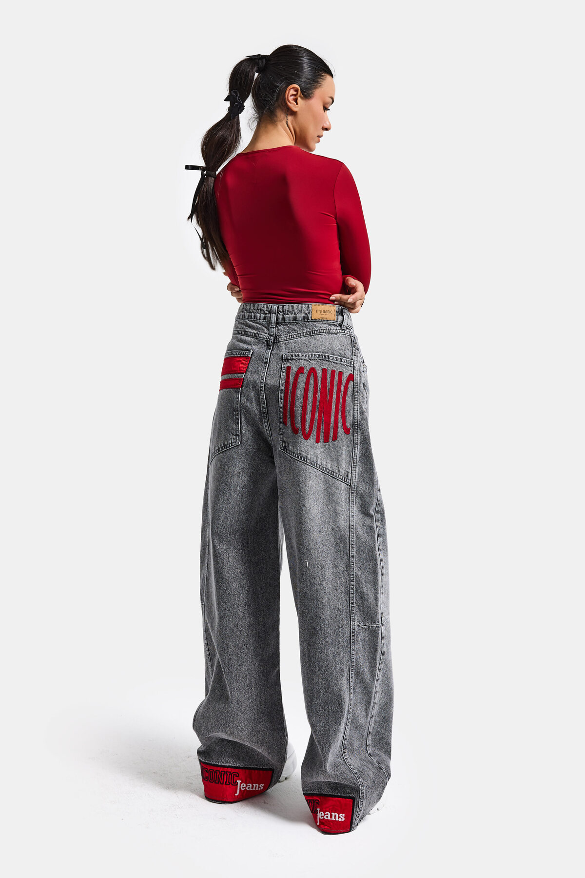 it's basic  Kadın Gri Renk 4s6-13 Mega Baggy Fit Paça ve Cep Detaylı Özel Tasarım Denim Jean - Görsel 3