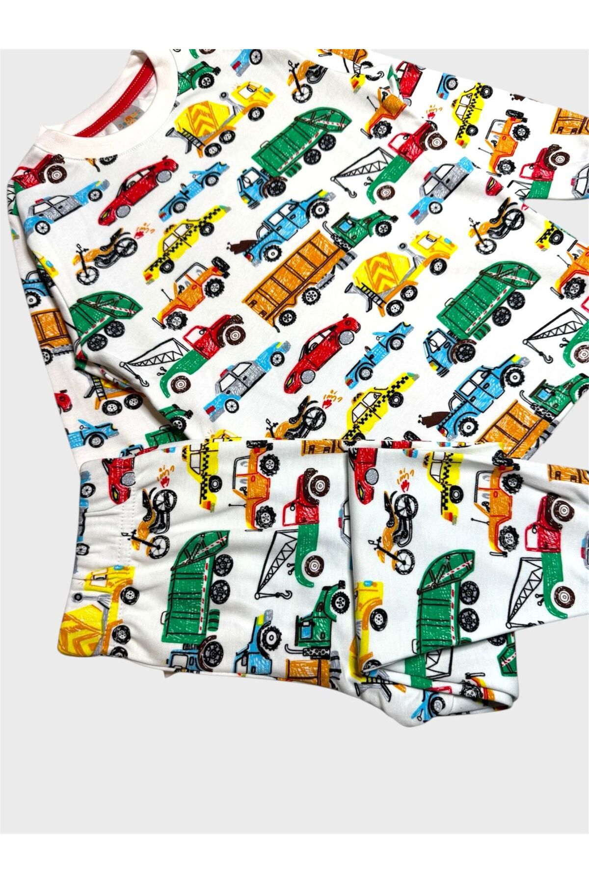 elmas kids Erkek Çocuk %100 Pamuklu Beyaz Araba Kamyon Motor Desenli Uzun Kollu Pijama Takımı fotoğrafı 2 (önizleme)