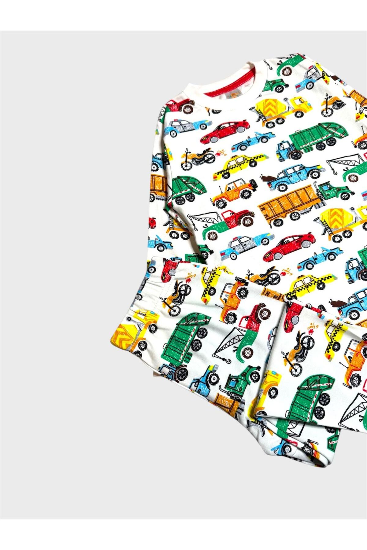 elmas kids Erkek Çocuk %100 Pamuklu Beyaz Araba Kamyon Motor Desenli Uzun Kollu Pijama Takımı fotoğrafı 4 (önizleme)